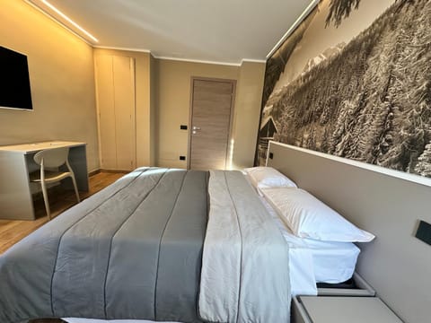 Aosta Center Holidays Apartments Ski & Bike Box Apartment in Aosta