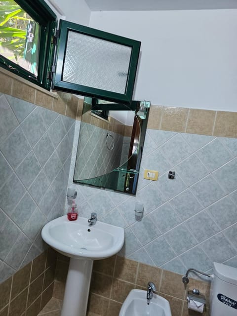 Kuqa Rent House House in Ksamil