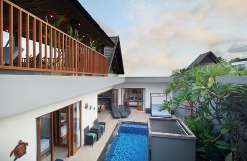 Property building, Swimming pool