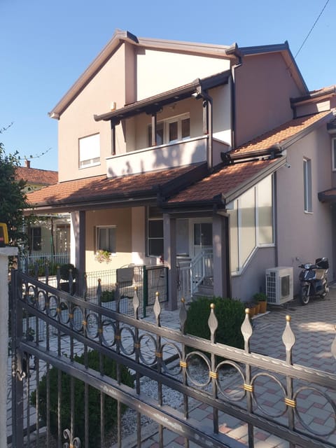 Kuca Morgan Apartment in Dubrovnik-Neretva County