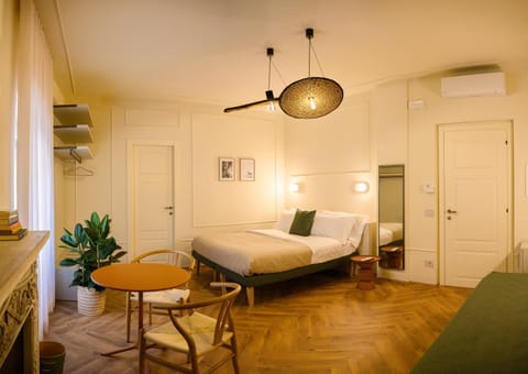 Bed, Photo of the whole room, Seating area, Bedroom, wardrobe, air conditioner