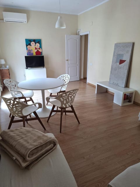 Cozy Appartement - Lumineux 3 pièces, à côté du Jardin de Turia Apartment in Valencia