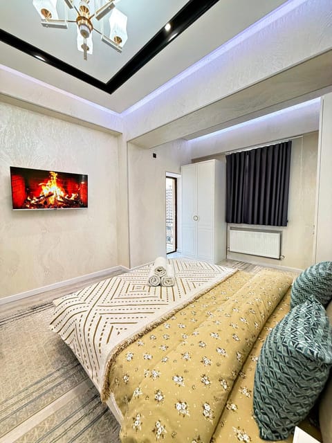 TV and multimedia, Balcony/Terrace, Bedroom, bunk bed, wardrobe