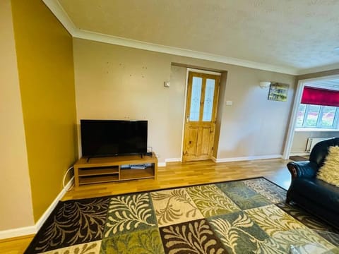 TV and multimedia, Living room, Seating area