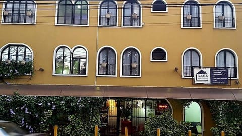Facade/entrance