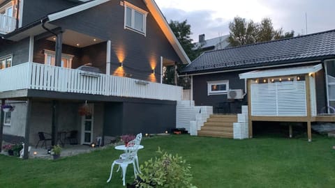 Property building, Garden