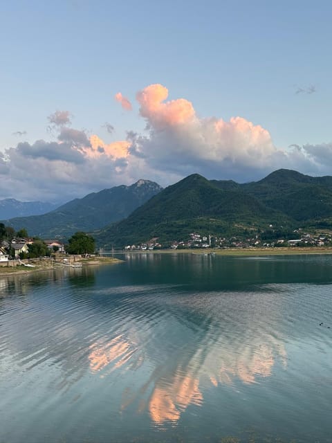 Apartment WLV- with lake view Apartment in Federation of Bosnia and Herzegovina