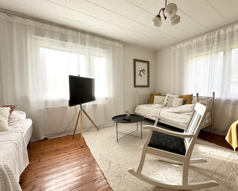 Palkinen I Rovaniemi - idyllic home in peaceful area, wifi & free parking Apartment in Rovaniemi