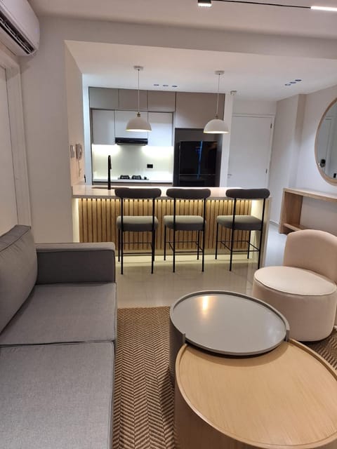 Kitchen or kitchenette, Living room, Seating area, Dining area, stove