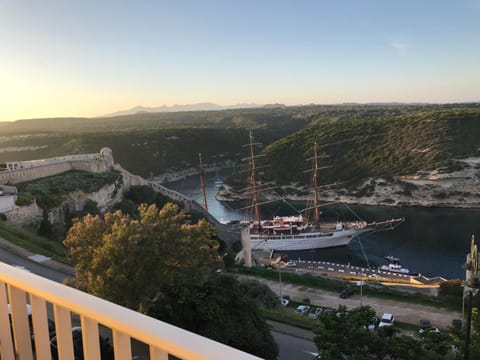 Appartement 1 chambre avec vue sur le port Apartment in Bonifacio