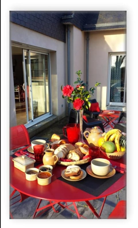 Les Agapanthes Bed and Breakfast in Brittany