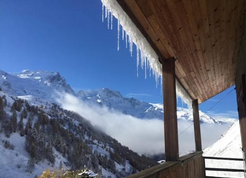 Chambres d'hôtes de Montagne "les 3 Evéchés" Nature lodge in La Grave