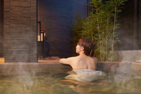 Hot Spring Bath, Hot Spring Bath, Hot Tub, Hot Tub, Open Air Bath, Open Air Bath