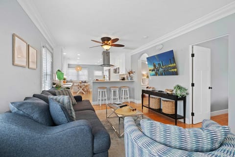 Endless Summer Cottage - Patio - AC - Beach House in Ocean Beach