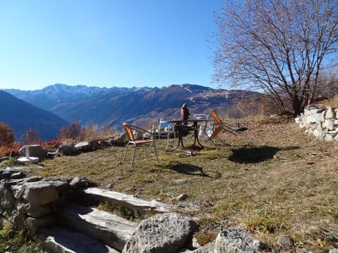 Chalet Lana in sonniger, ruhiger Lage House in Canton of Valais