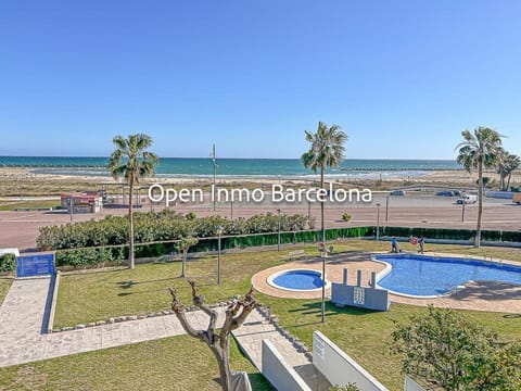 Nearby landmark, Natural landscape, Beach, Pool view, Sea view, Swimming pool