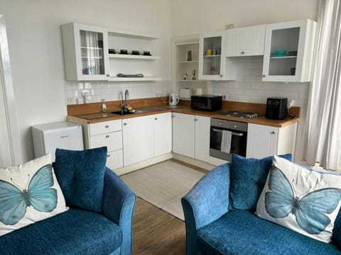 Our Wee Eden - Rothesay Apartment in Scotland