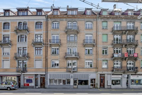 Property building, Day, Neighbourhood, City view, Street view, Location