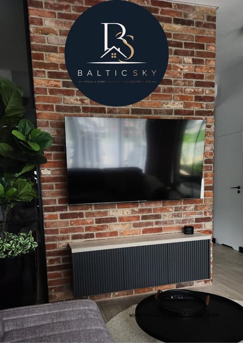 Communal lounge/ TV room, TV and multimedia, Evening entertainment