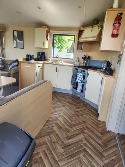 18 Vale Park Campground/ 
RV Resort in Fishguard Holiday Park