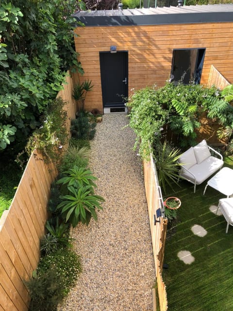 Patio, Garden, Garden view