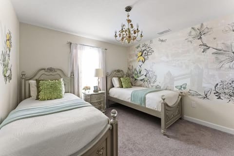 5 BR Disney themed bedrooms SL 4825 House in Kissimmee