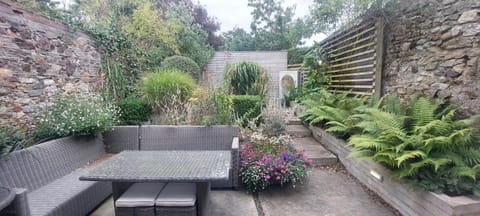 Sophisticated Seafront 3BD Suntrap Landscaped Yard Apartment in Dublin