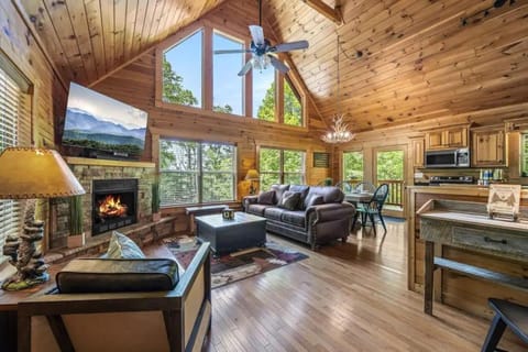 Chasin' A Dream #366 House in Gatlinburg