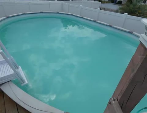 Beautiful specious pool house, feel home House in Bayonet Point