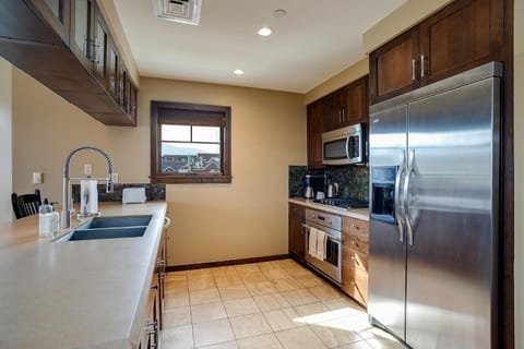 Expansive Luxury Condo - Downtown - Summer AC House in Steamboat Springs