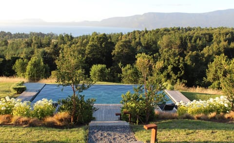 Lake view, Mountain view, Swimming pool