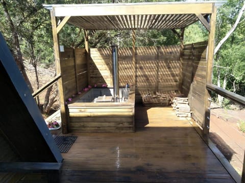 Patio, Hot Tub, Balcony/Terrace