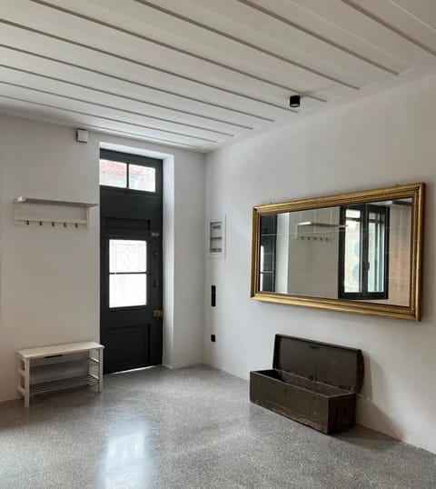 Living room, air conditioner