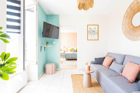Property building, Communal lounge/ TV room