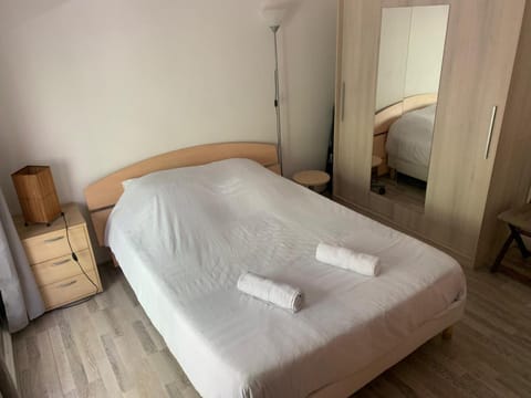 Cosy family flat Apartment in Clichy