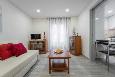 Communal lounge/ TV room, TV and multimedia, Living room, Seating area