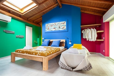 Bed, Photo of the whole room, Bedroom, towels, wardrobe, air conditioner