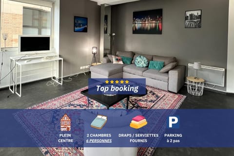 Communal lounge/ TV room, Bed, TV and multimedia, Living room, Seating area