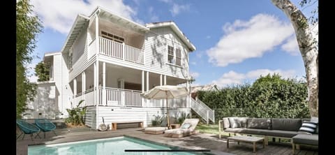 Property building, Patio, Day, Garden, Garden view, Pool view, Swimming pool, sunbed