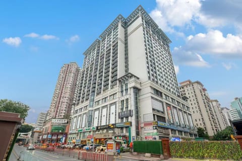 Property building, Location