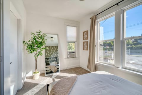 Stay Portland - Haven by the Hill - Downtown & OHSU Proximity! House in Portland