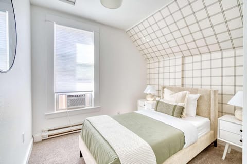 Stay Portland - Haven by the Hill - Downtown & OHSU Proximity! House in Portland