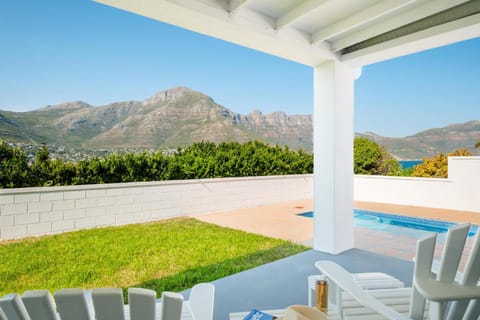 Patio, Mountain view, Swimming pool, sunbed