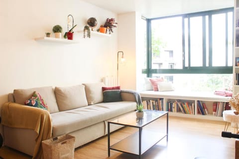 1 bedroom apartment with garden Apartment in Clichy