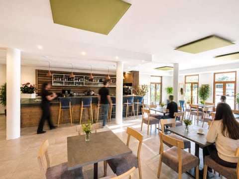 Lounge or bar