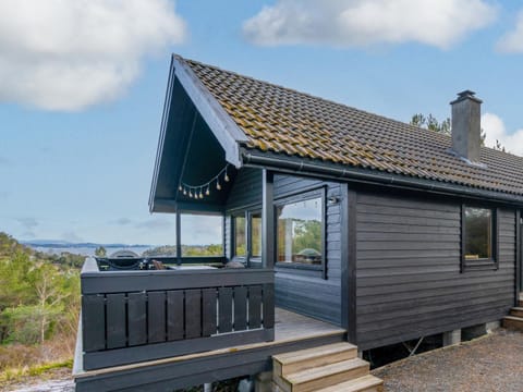 Property building, Day, Natural landscape