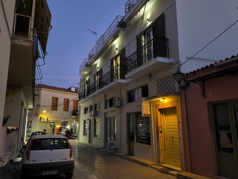 Property building, Neighbourhood, Street view