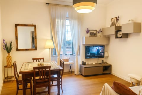 TV and multimedia, Living room, internet