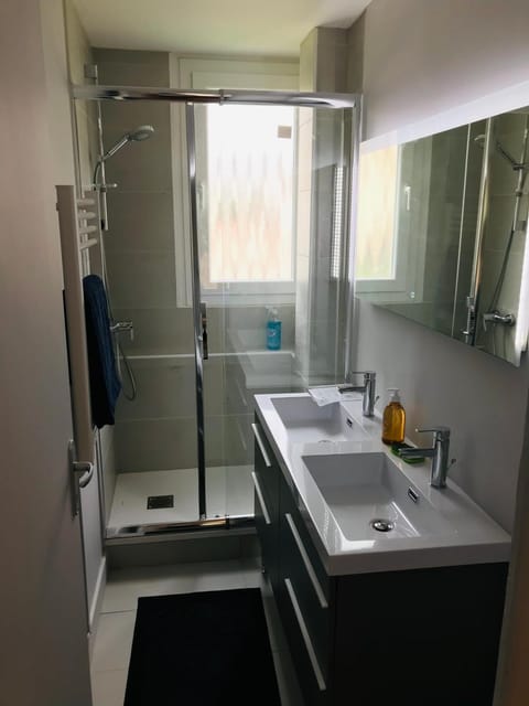 Le fontaine écu Apartment in Besançon