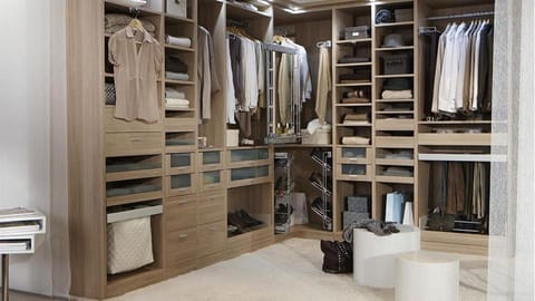 Champs-Élysées Arc de Triomphe Apartment in Paris